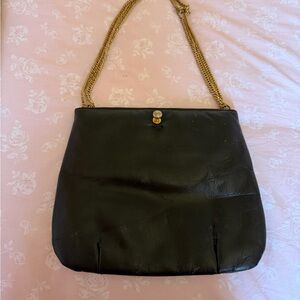 Elegant Black Leather Shoulder Bag